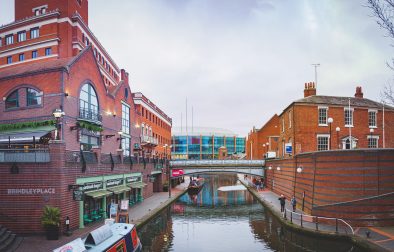 brindley-place-restaurants-and-bars-on-canalside-along-birmingham-canals-fun-things-to-do-in-birmingham