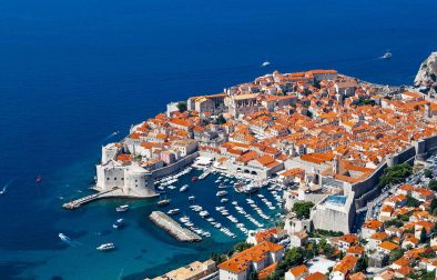 aerial-view-of-orange-roofs-of-dubrovnik-by-blue-sea-3-days-in-dubrovnik-itinerary