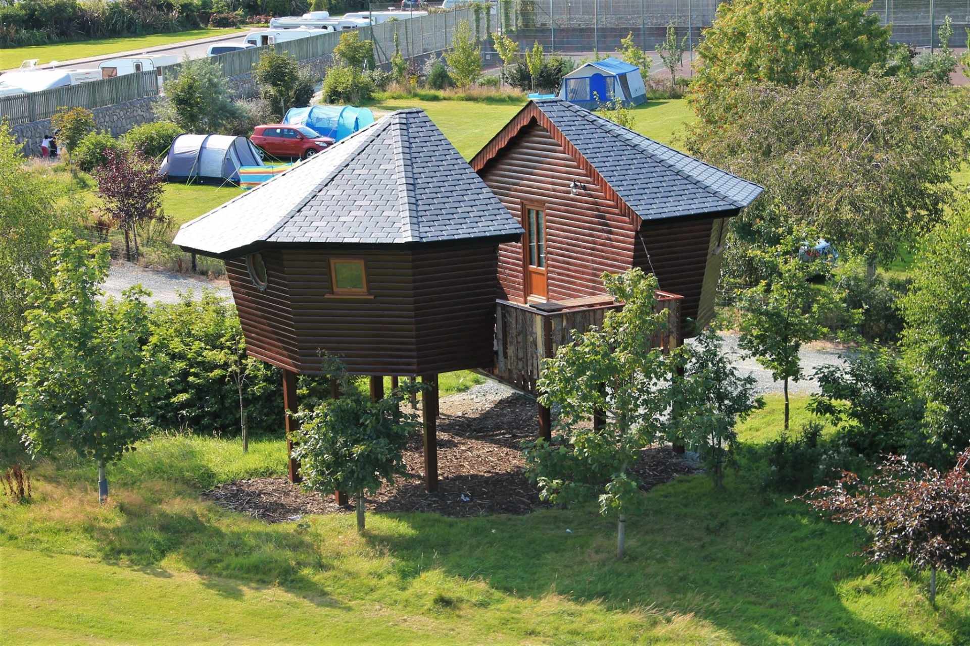 treehouse-in-camping-field-at-river-valley-holiday-park