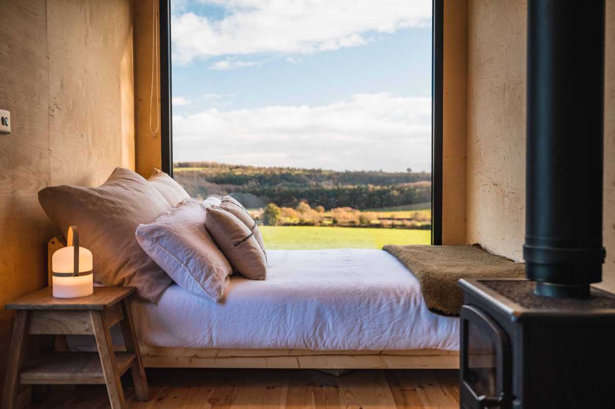 white-house-hideaway-cabin-glamping-herefordshire