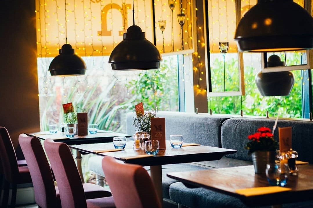 tables-sofas-and-chairs-inside-seven-restaurant-bottomless-brunch-derby