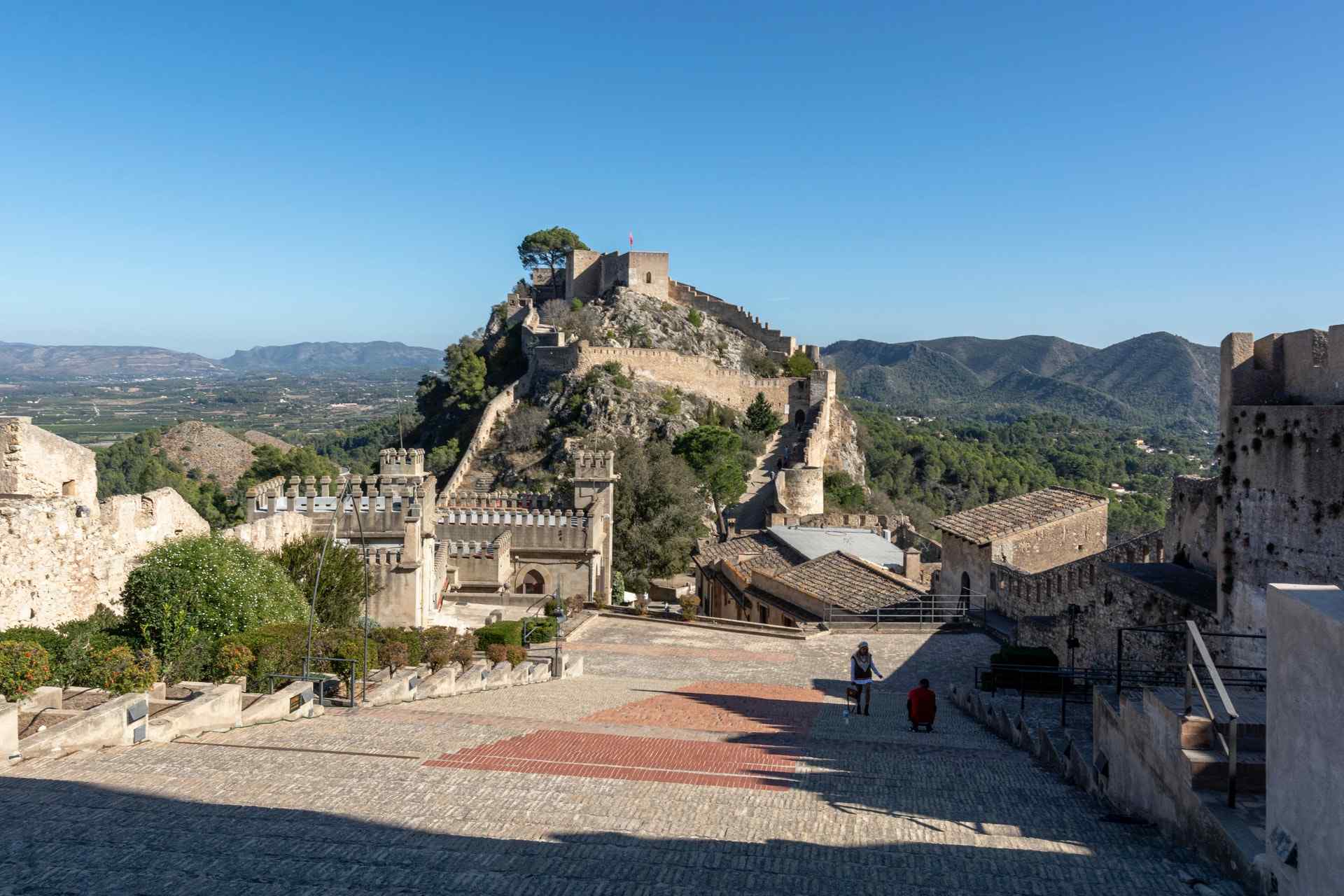 xàtiva-castle-sat-on-hill-on-sunny-day