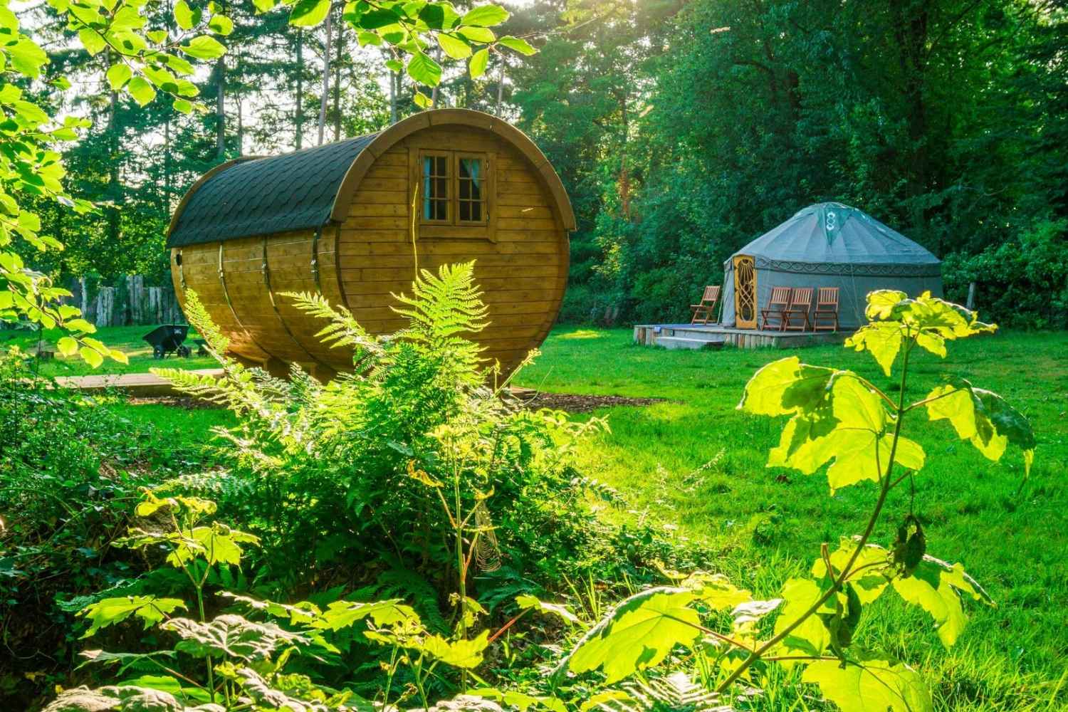 yurt-and-barrel-in-field-at-castle-knights-glamping