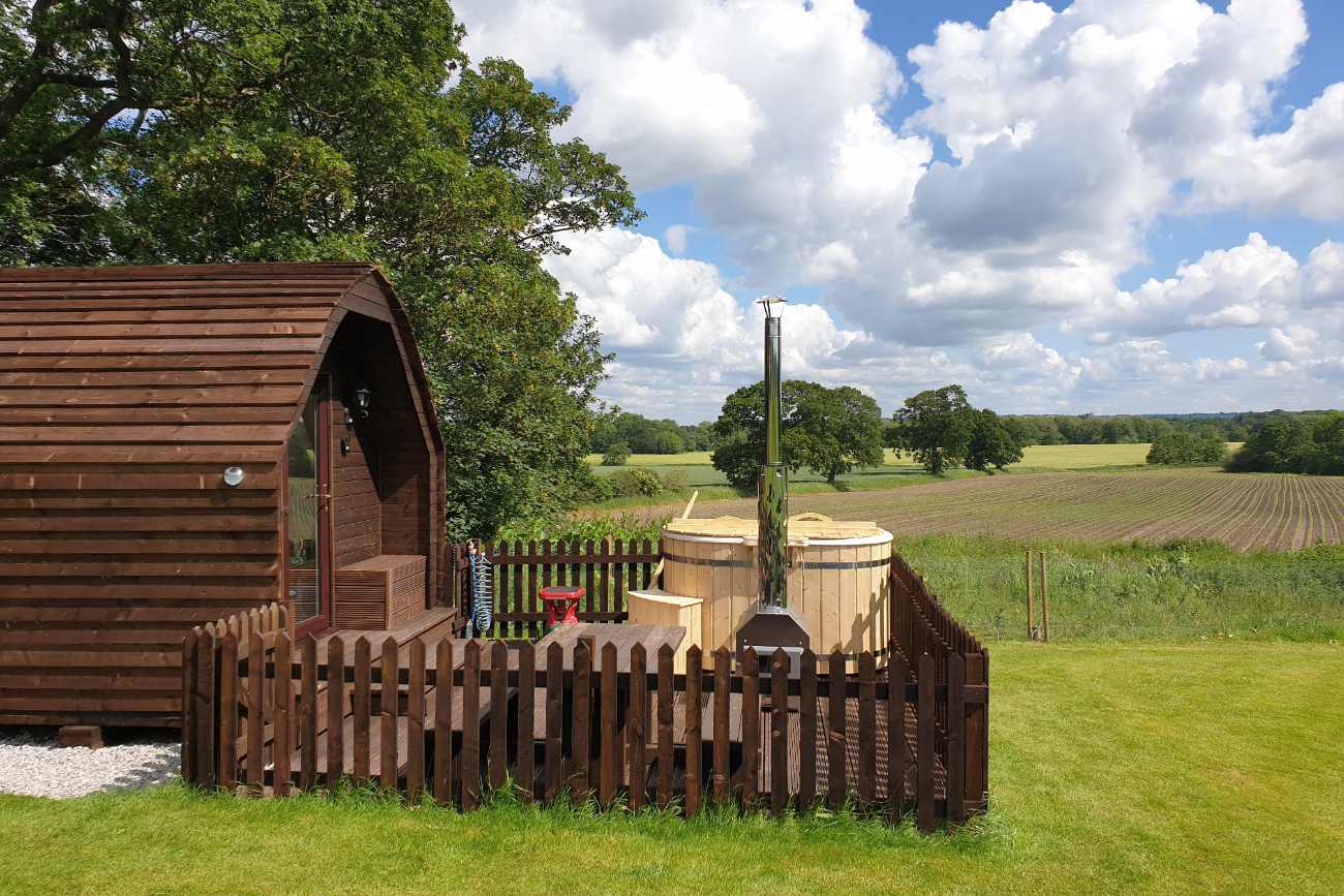 badger-pod-with-wood-fired-hot-tub-at-welltrough-hall-farm-glamping-cheshire