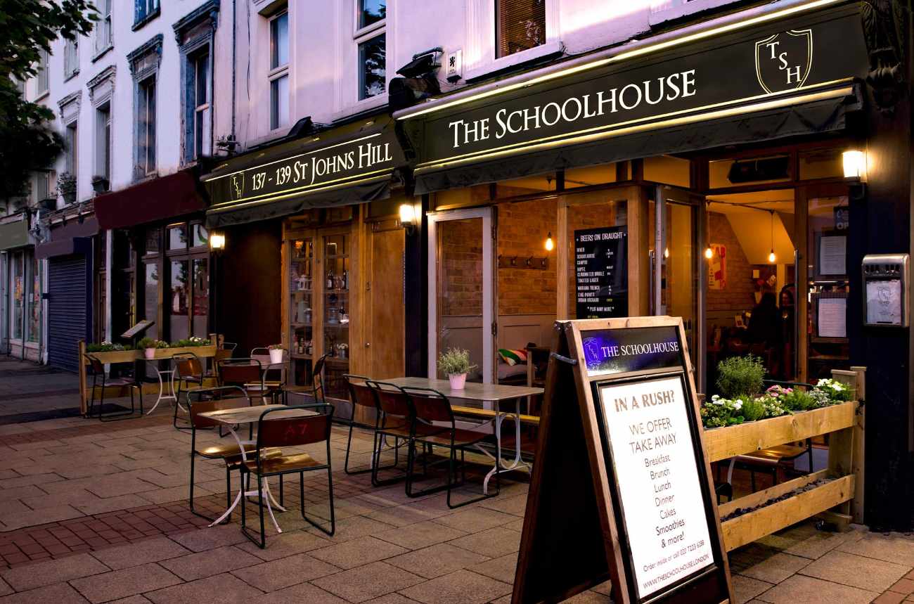 exterior-of-the-schoolhouse-restaurant-with-outdoor-seating