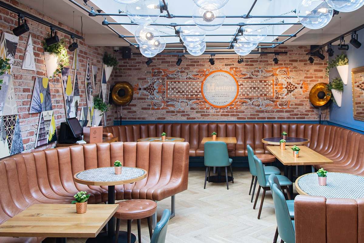 interior-of-all-bar-one-with-booths-and-tables-bottomless-brunch-norwich