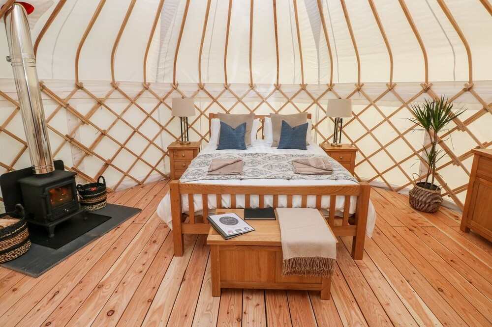 interior-of-headland-escape-yurt-glamping-pembrokeshire