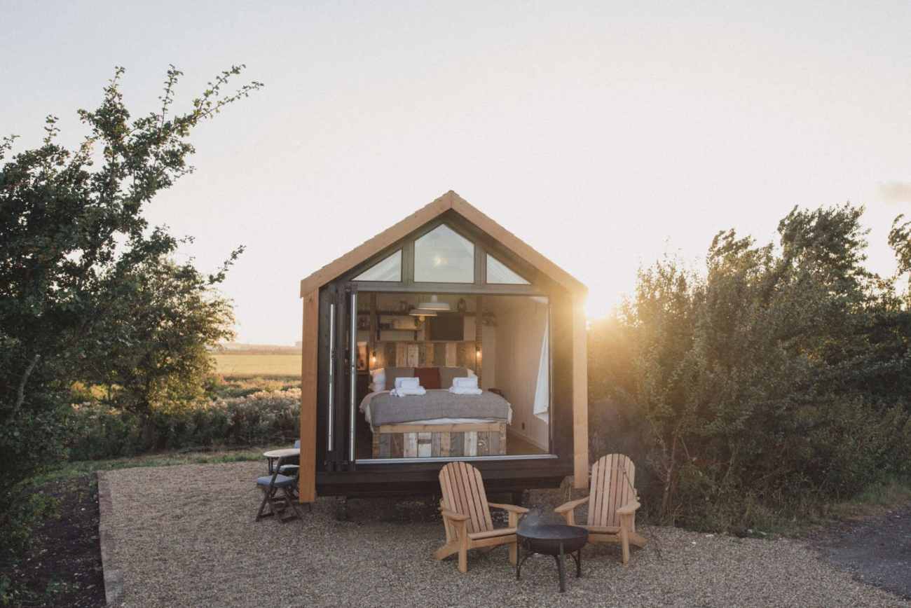 the-saltbox-shepherds-hut-at-elmley-nature-reserve-glamping-kent