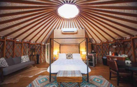 yurt-in-the-trees-glamping-texas