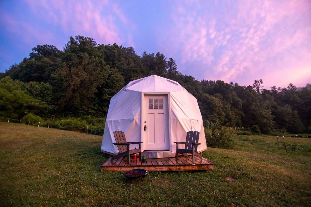 smoky-mountains-glamping-dome-at-sunset-glamping-tennessee