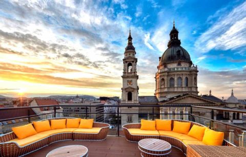 sofas-on-high-note-skybar-at-sunset-romantic-things-to-do-in-budapest