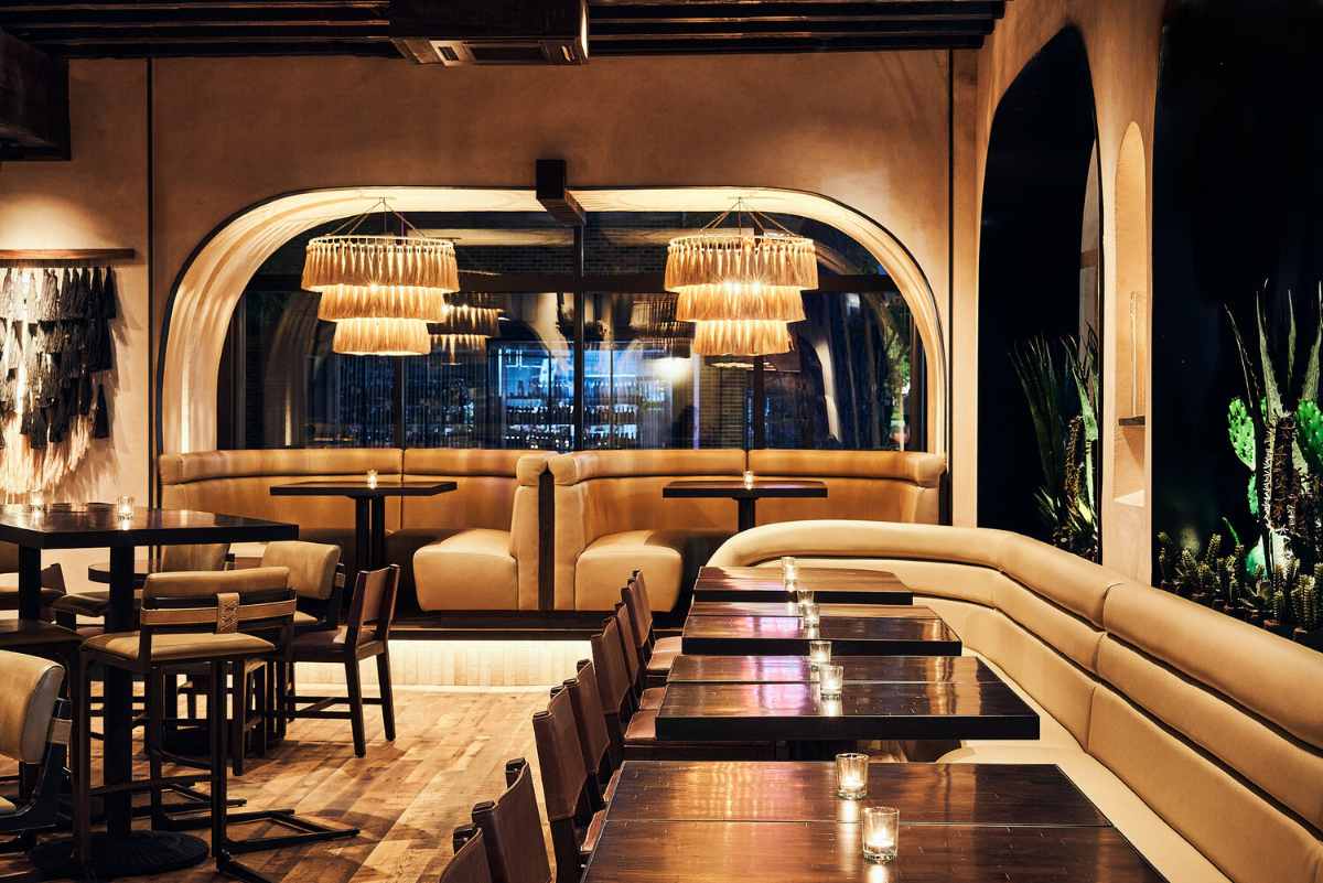 tables-inside-dleña-restaurant-bottomless-brunch-dc