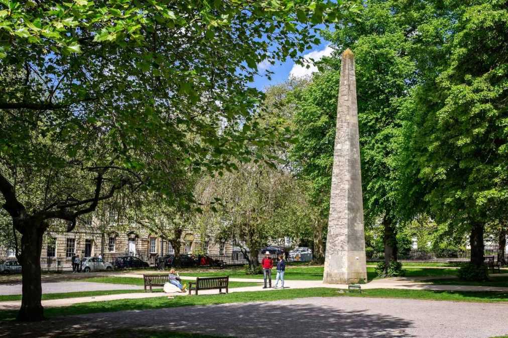 the-obelisk-in-queen-square-park-on-sunny-day