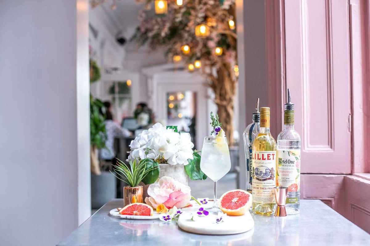 cocktails-on-table-of-pink-pastel-the-florist-bar-bottomless-brunch-liverpool