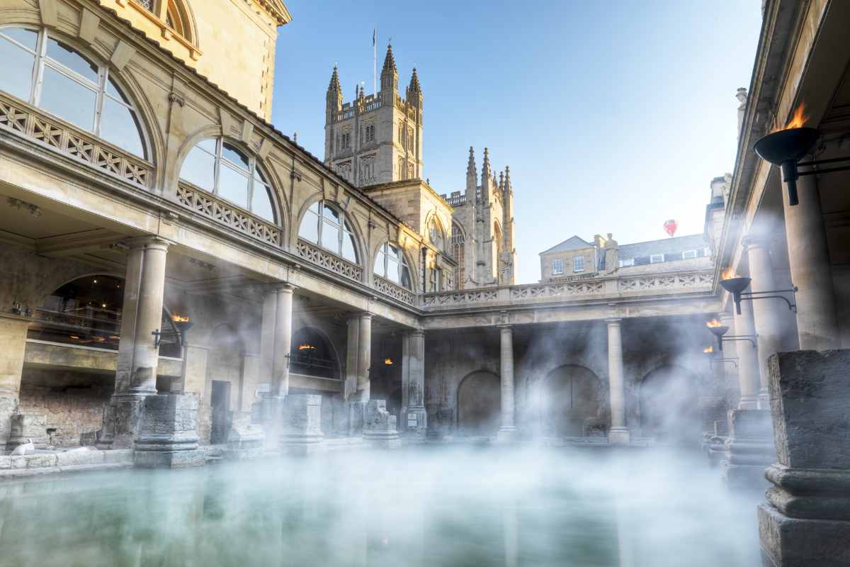 roman-baths-day-trip-from-london-to-bath