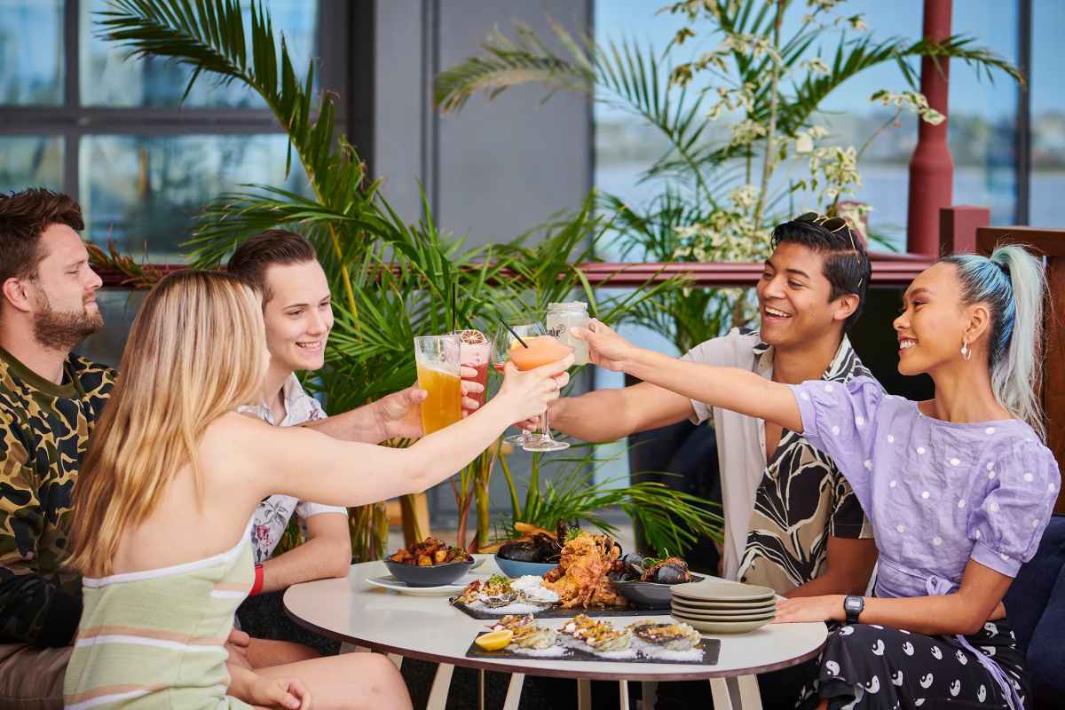 the-lucky-shag-waterfront-bar-bottomless-brunch-perth