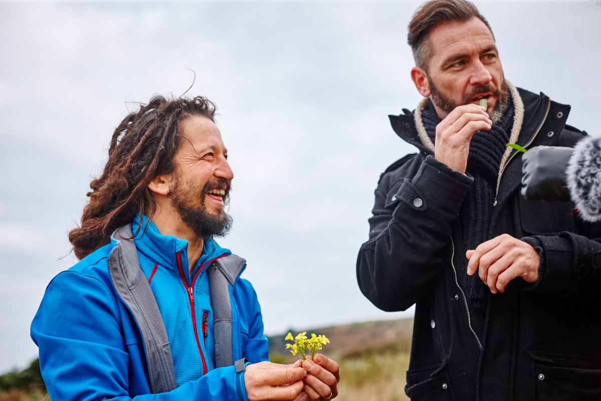 wild-food-foraging-with-wild-adventures-jersey