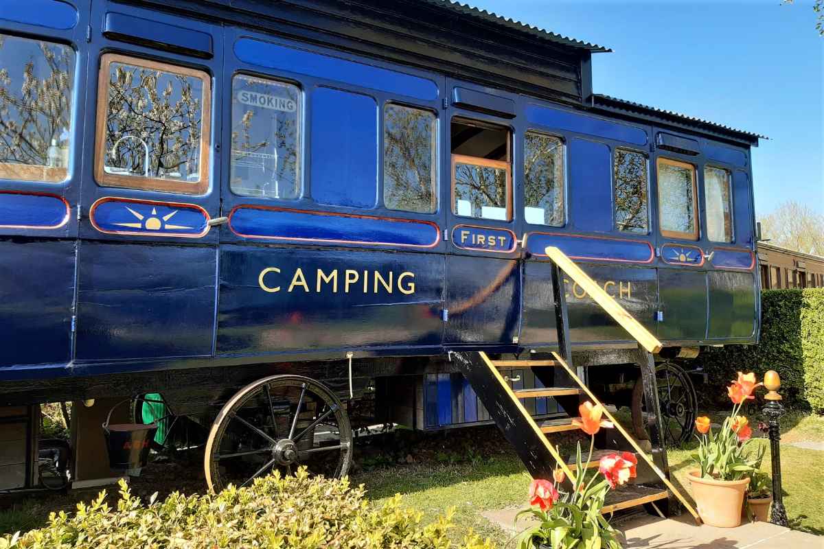 blue-exterior-of-high-cross-camping-coach