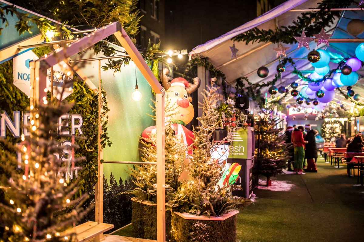 christmas-trees-in-vauxhall-food-and-beer-garden-at-night
