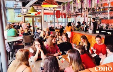 people-drinking-in-coho-cafe-bottomless-brunch-durham