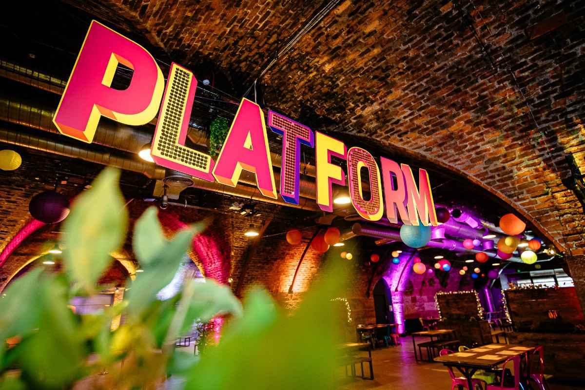 platform-street-food-market-sign-indoor-activities-glasgow