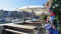 tables-outside-the-stable-pizza-bottomless-brunch-plymouth