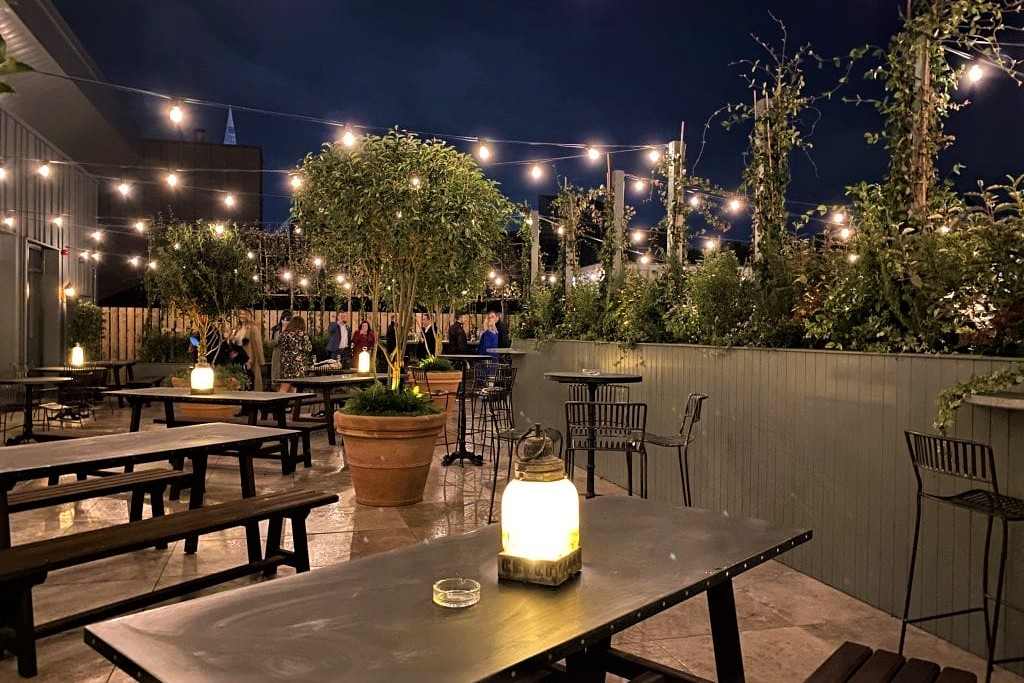 the-botanist-rooftop-at-night-rooftop-bars-cardiff