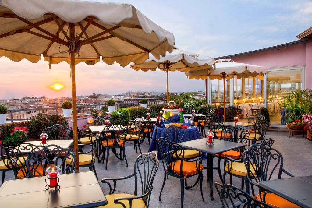 marcella-royal-hotel-at-sunset-rooftop-bars-rome