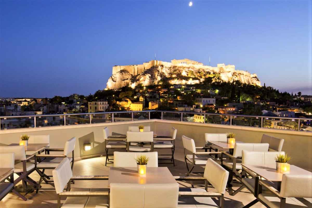 roof-garden-snack-bar-at-plaka-hotel-rooftop-bars-athens