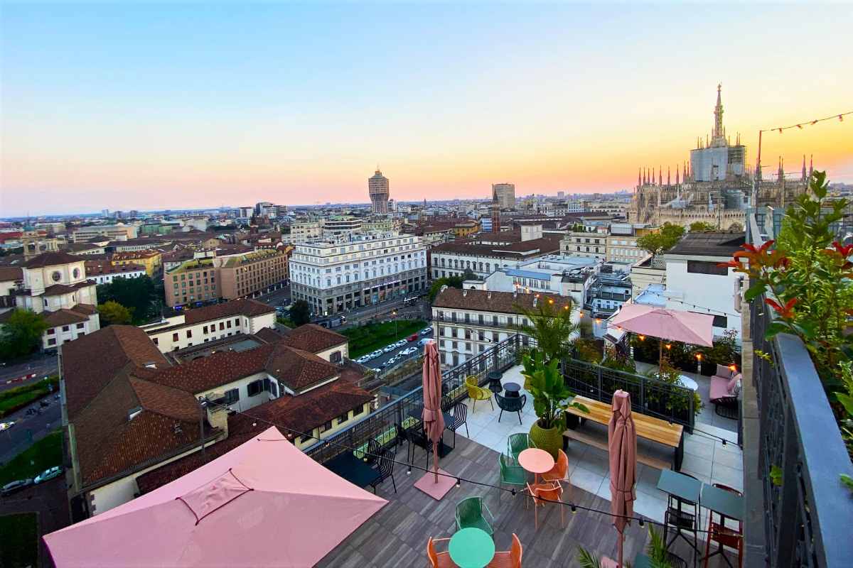 suneleven-rooftop-at-sunset-rooftop-bars-milan