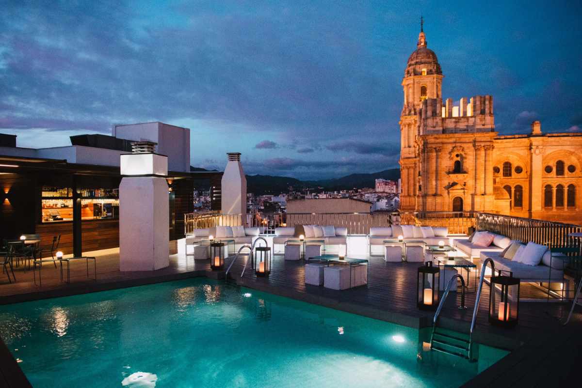 the-top-at-hotel-molina-lario-rooftop-bars-malaga