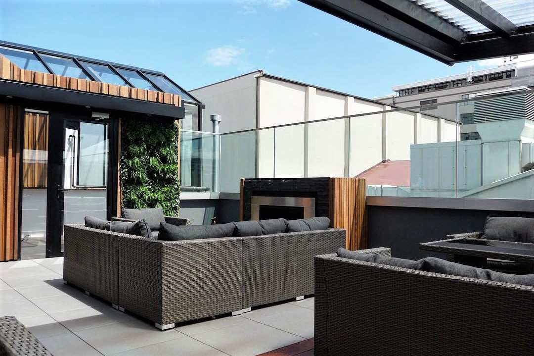 abv-rooftop-bar-at-the-grand-rooftop-bars-wellington