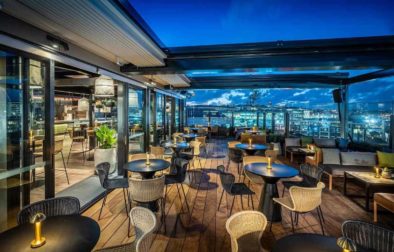 rooftop-at-qt-at-night-rooftop-bars-auckland