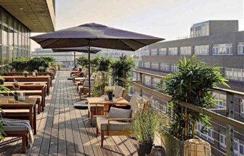terrace-of-botanist-bar-rooftop-bars-hamburg