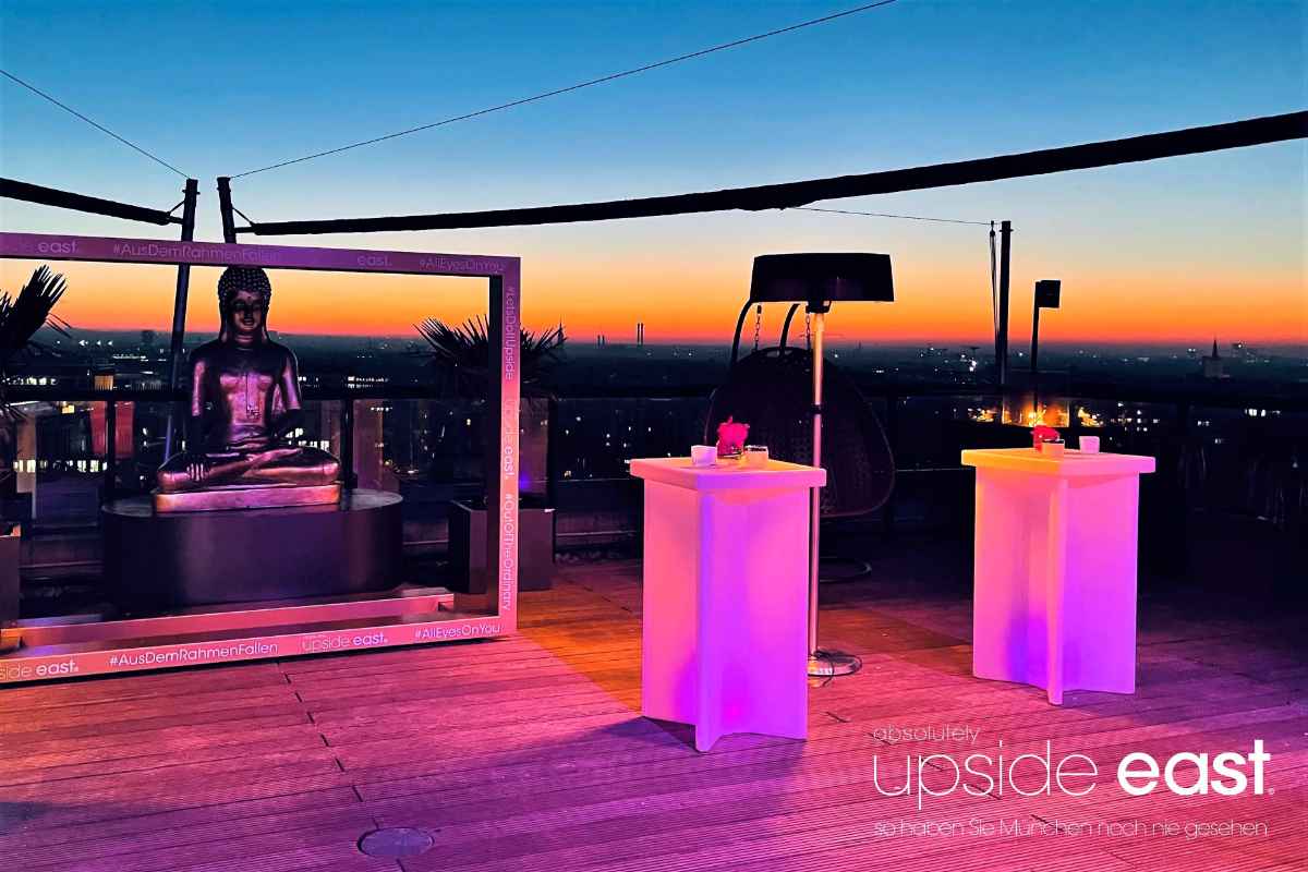 upside-east-rooftop-at-sunset-rooftop-bars-munich