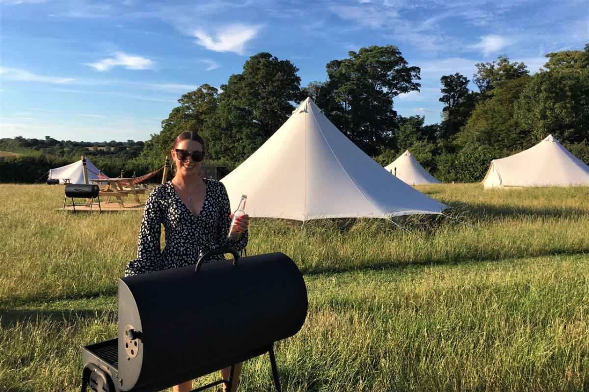 bell-tents-in-field-at-three-lakes-glamping