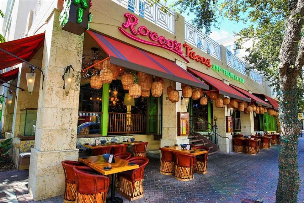 exterior-of-rocco's-tacos-and-tequila-in-daytime