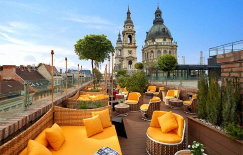 high-note-skybar-on-sunny-day-rooftop-bars-budapest