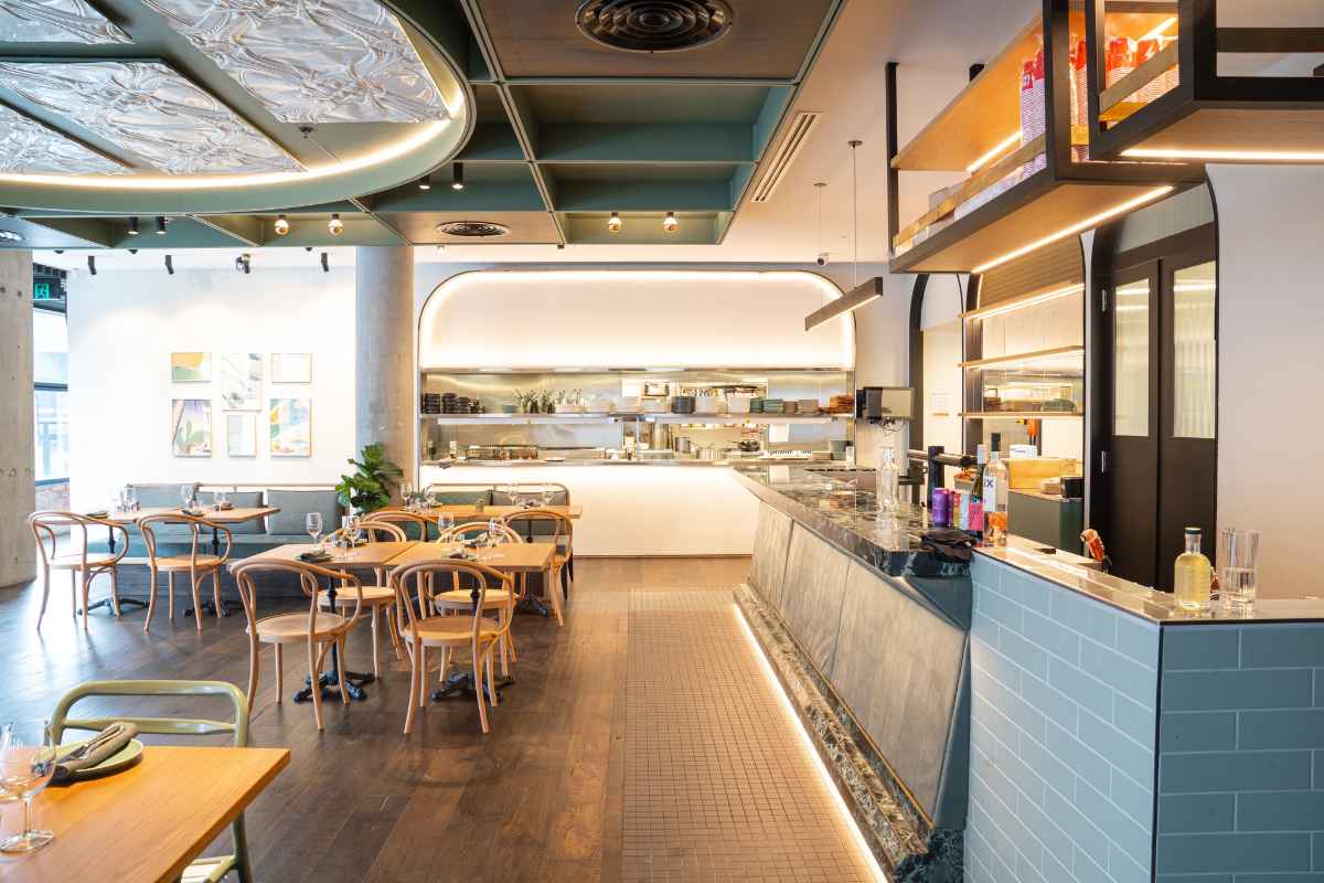 kitchen-bar-and-tables-inside-la-costa-restaurant