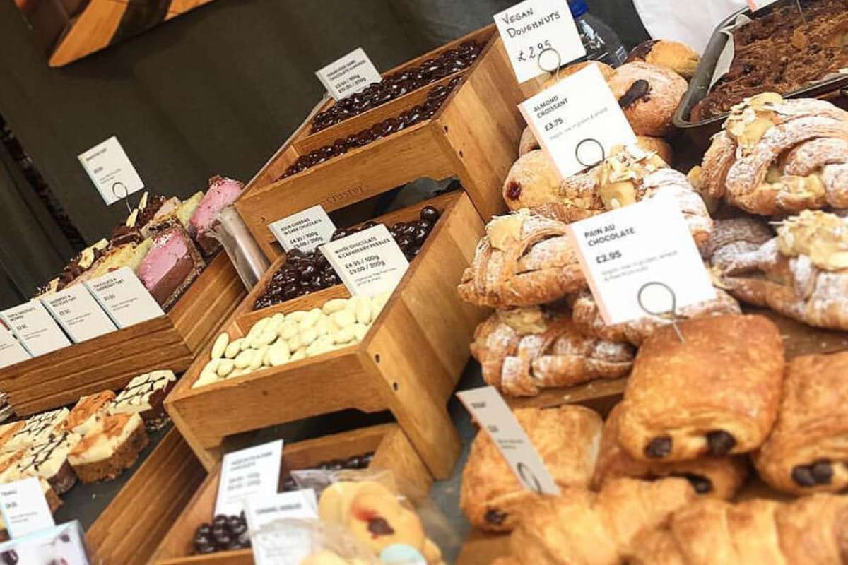 pastries-on-market-stall-arapina-bakery