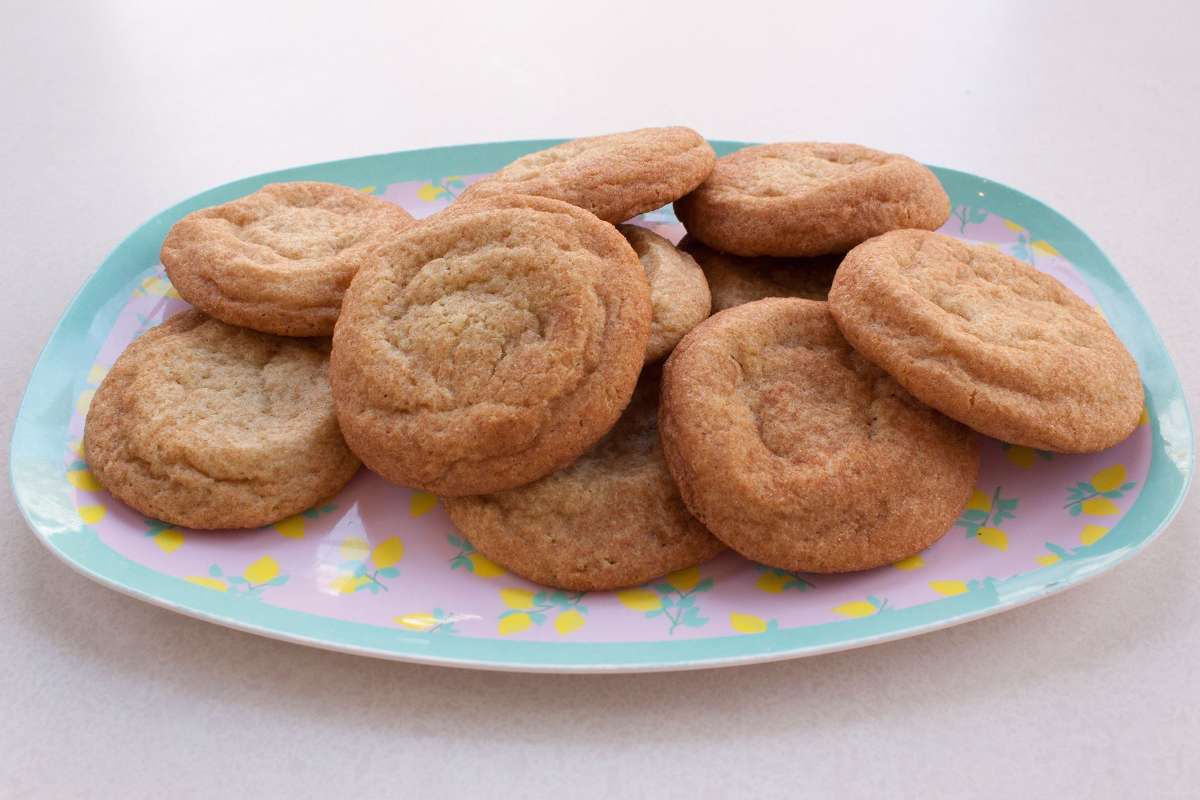 plate-of-cookies-from-primrose-bakery-vegan-cookies-london