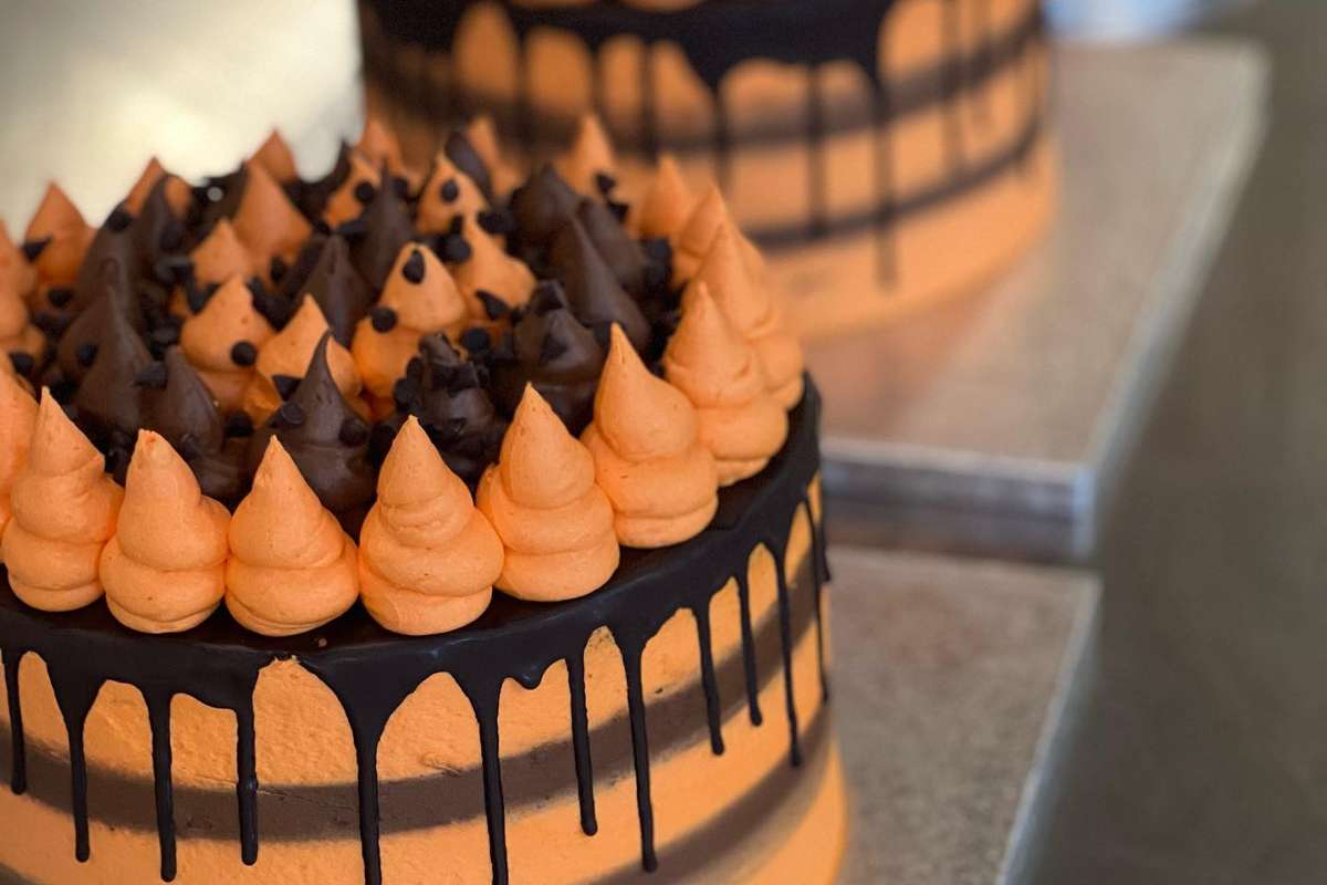 vegan-chocolate-orange-cakes-from-coughlans-bakery