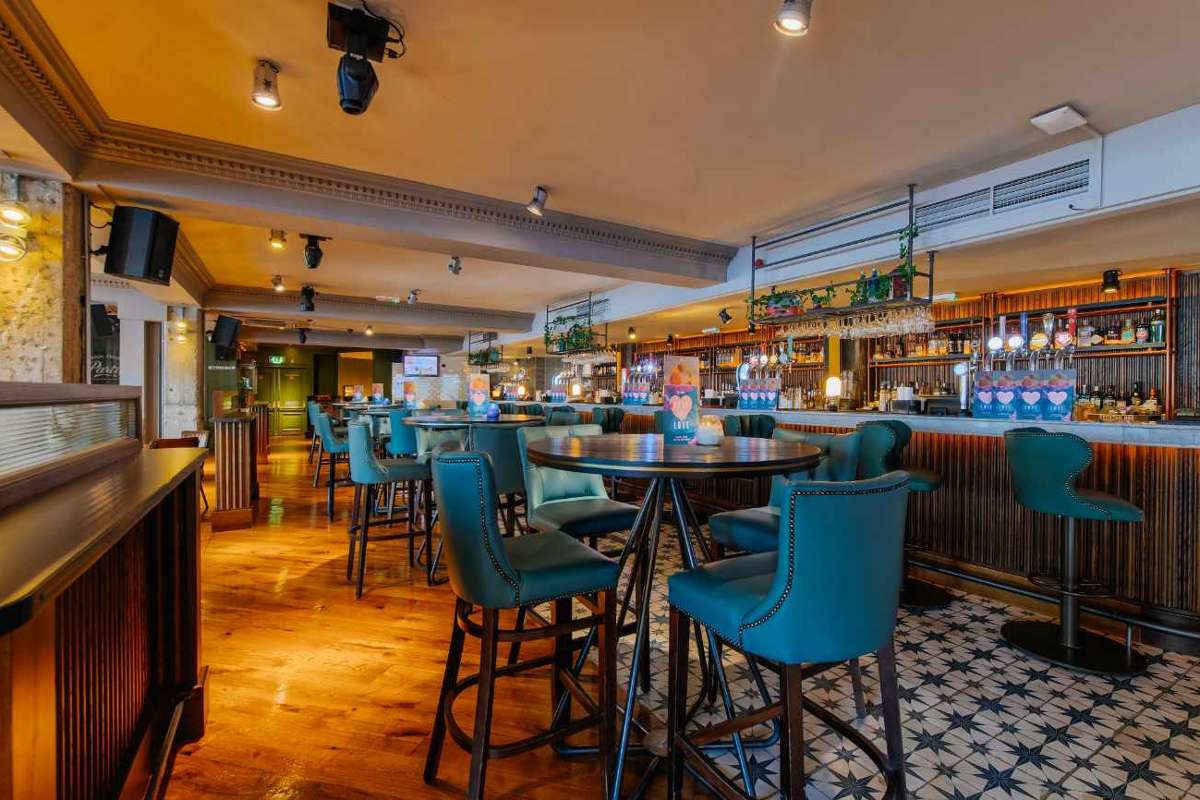 bar-tables-inside-revolution-bar-cocktail-bars-clapham