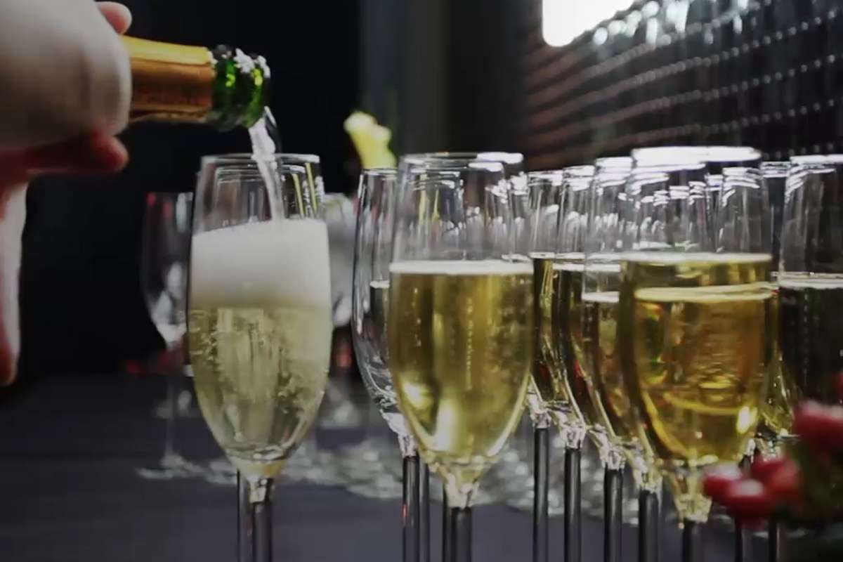 champagne-glasses-at-malmaison-cocktail-bars-reading