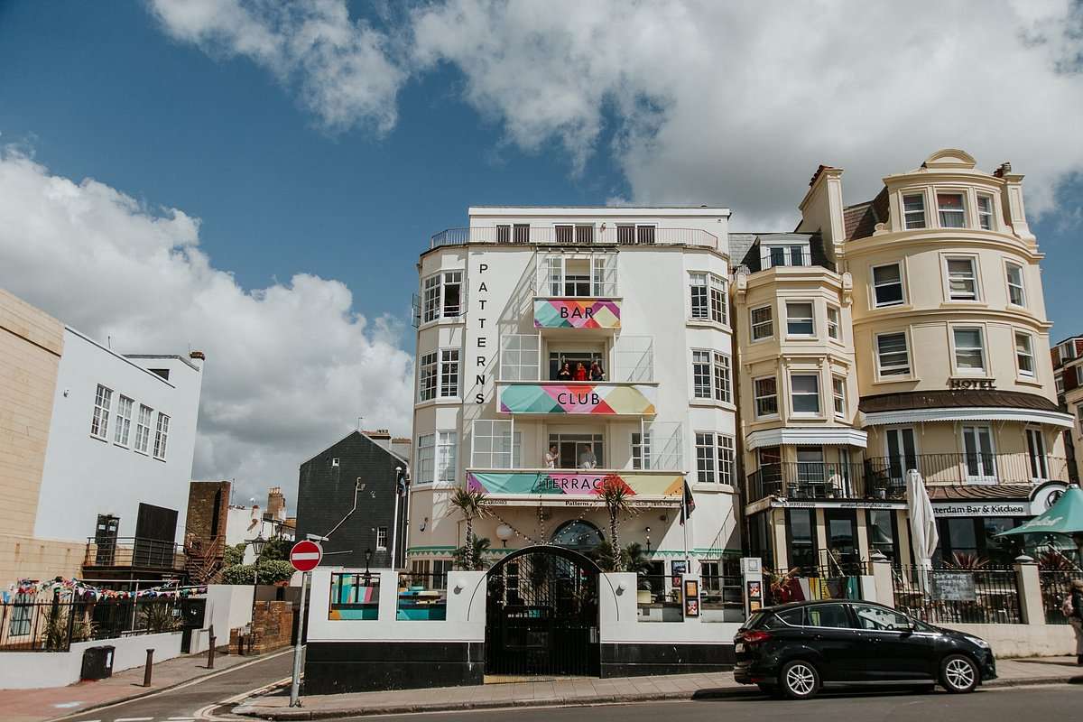 exterior-of-patterns-in-the-daytime-cocktail-bars-brighton