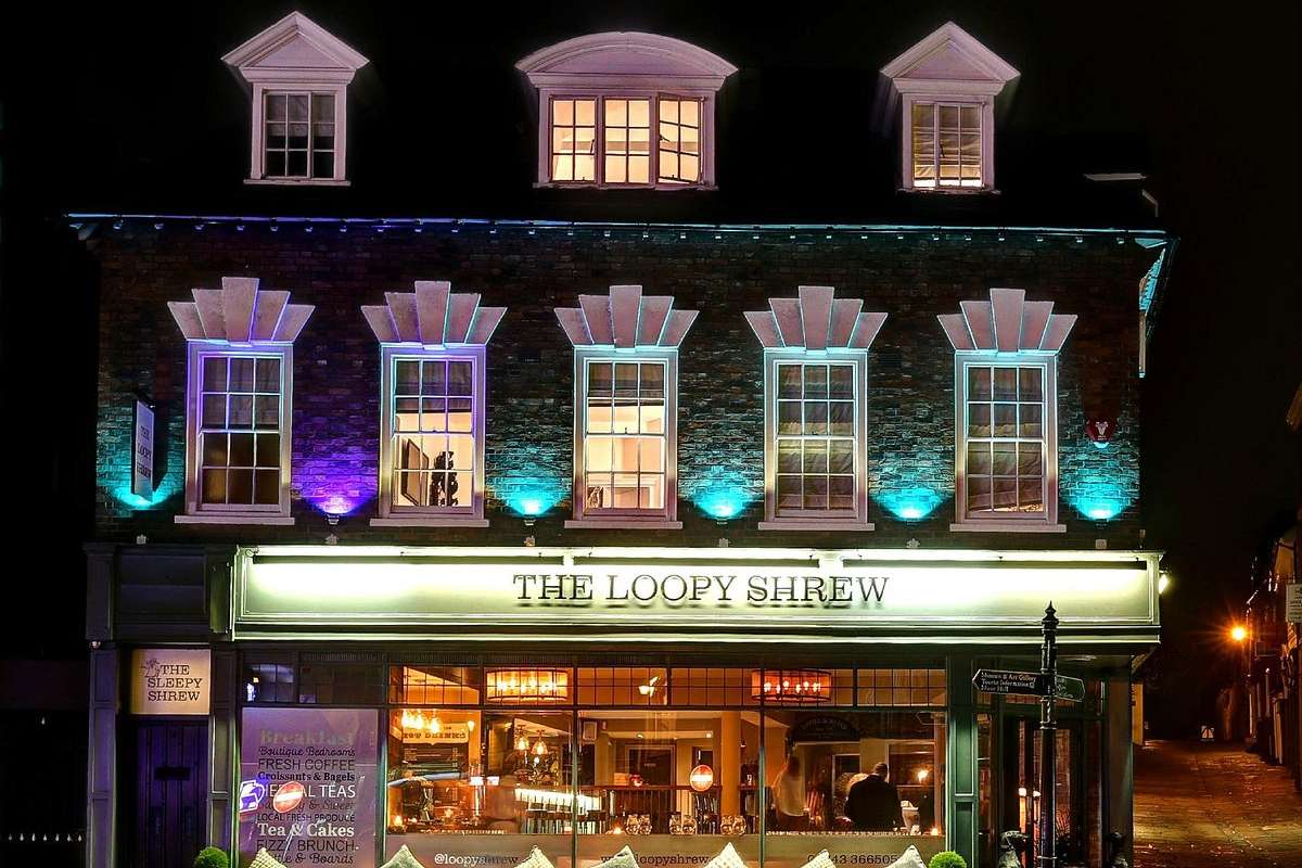 exterior-of-the-loopy-shrew-cocktail-bars-shrewsbury