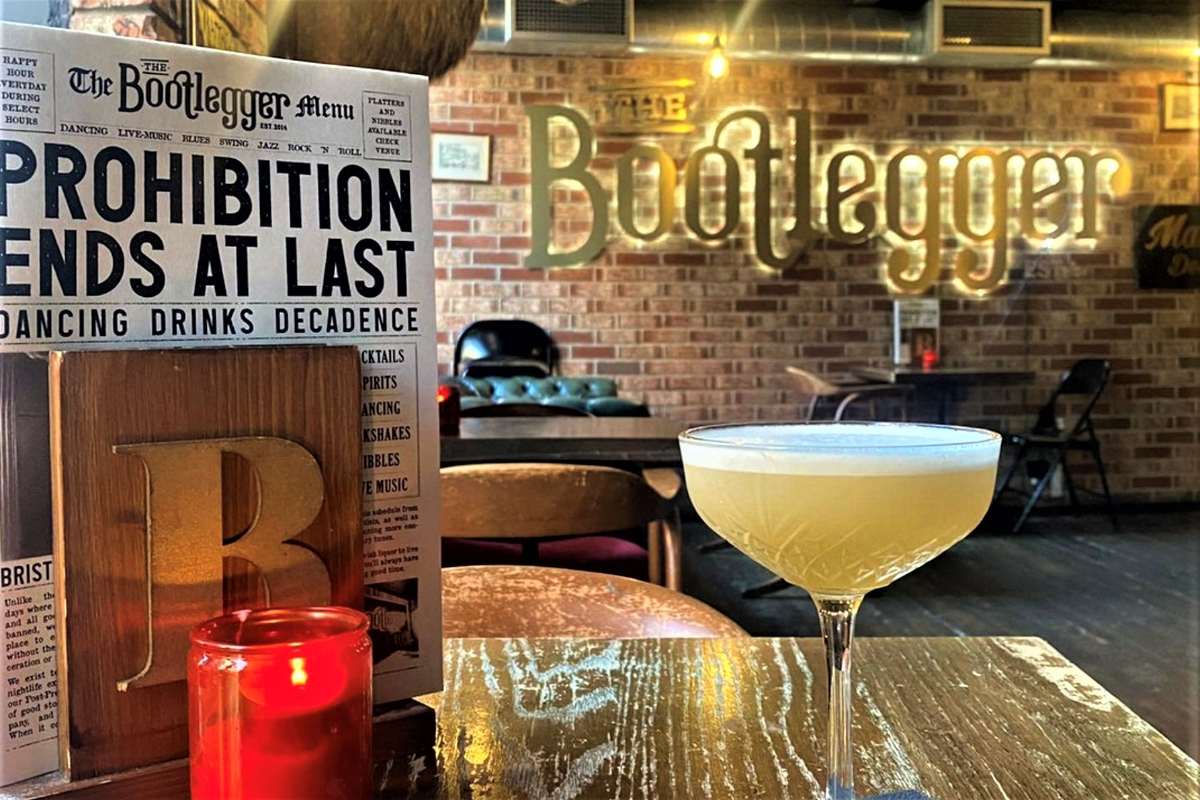 cocktail-inside-the-bootlegger-bar-in-daytime