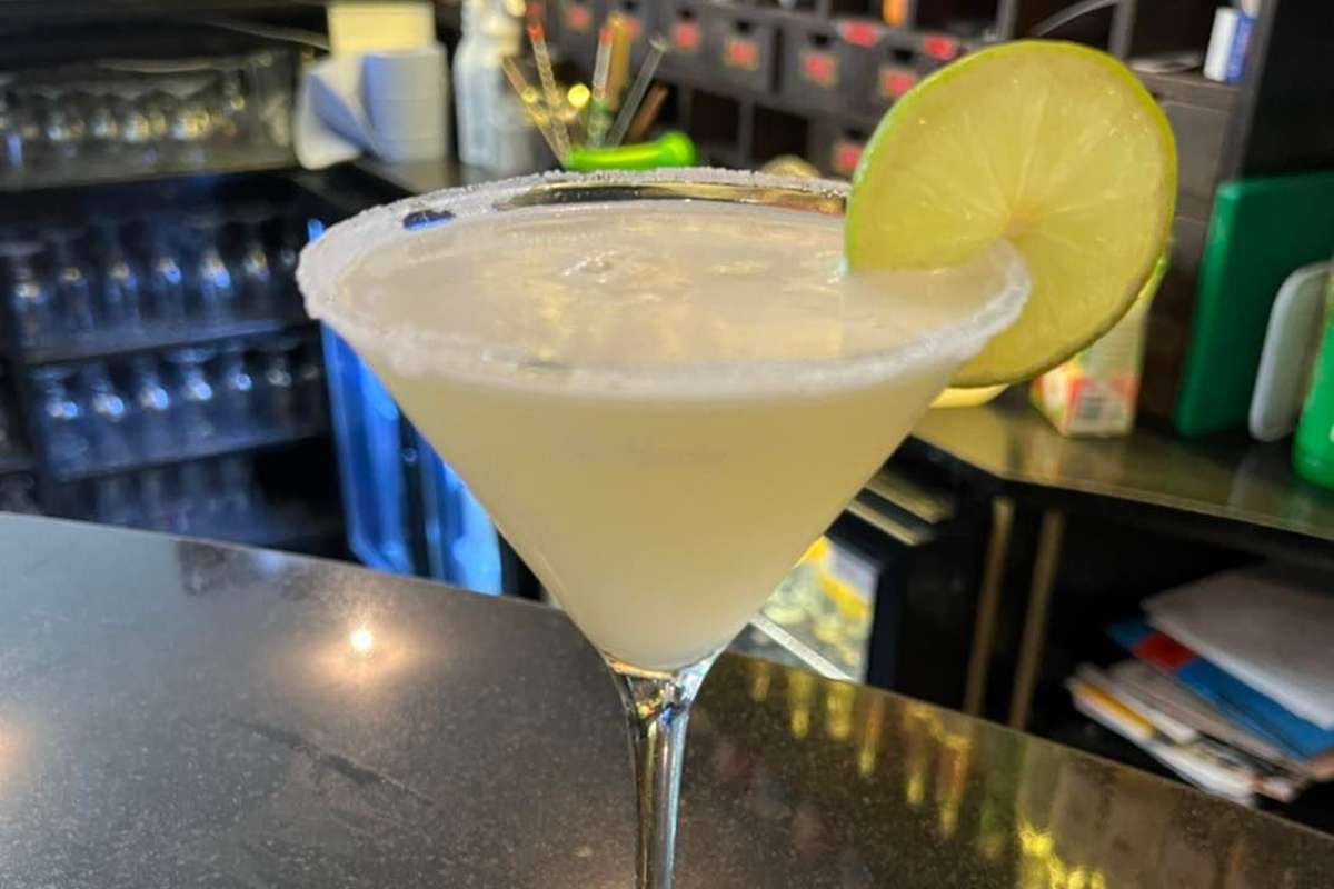 margarita-on-the-bar-at-victor-js-cocktail-bars-york