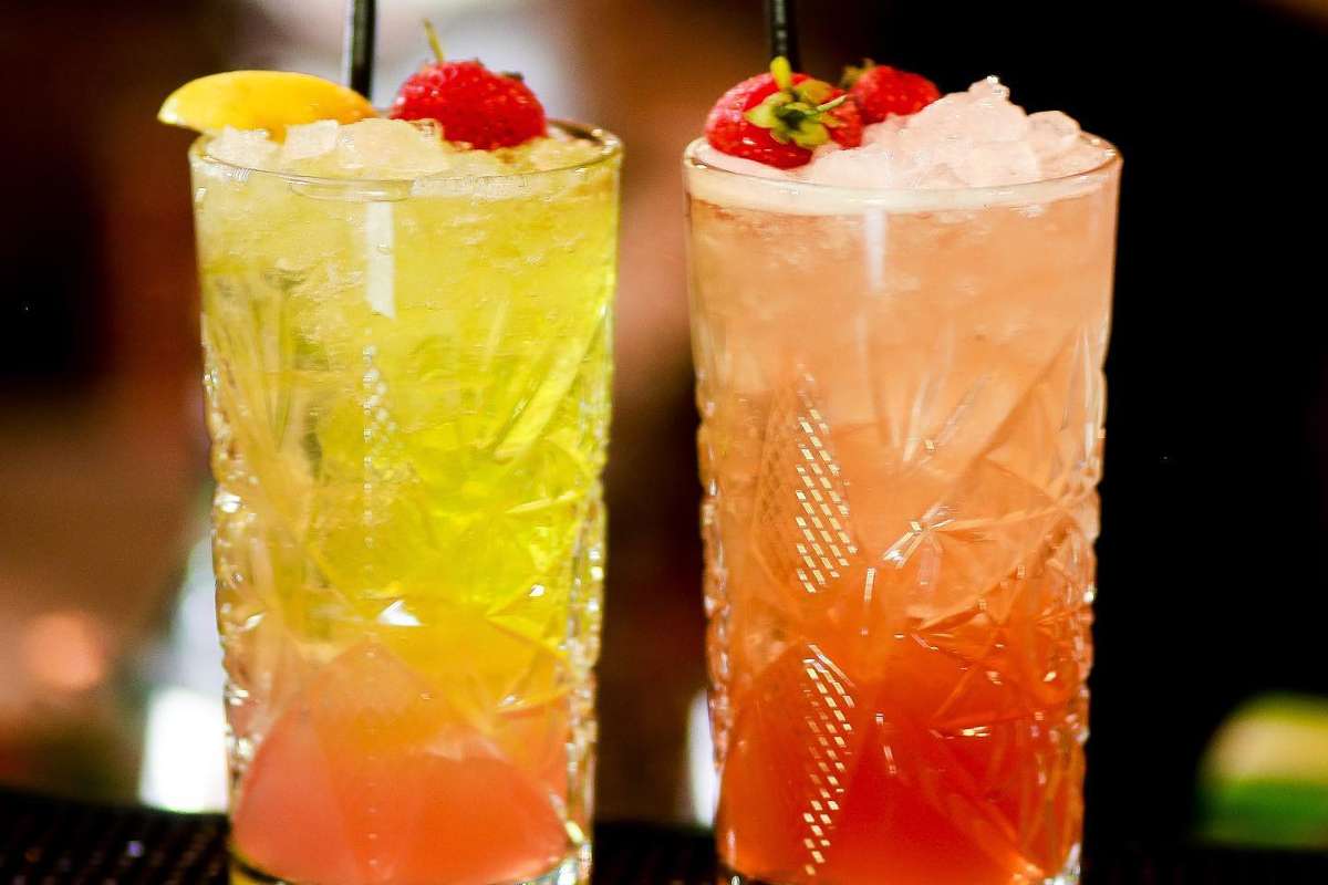 two-cocktails-on-the-bar-at-zarabanda-bing-bing