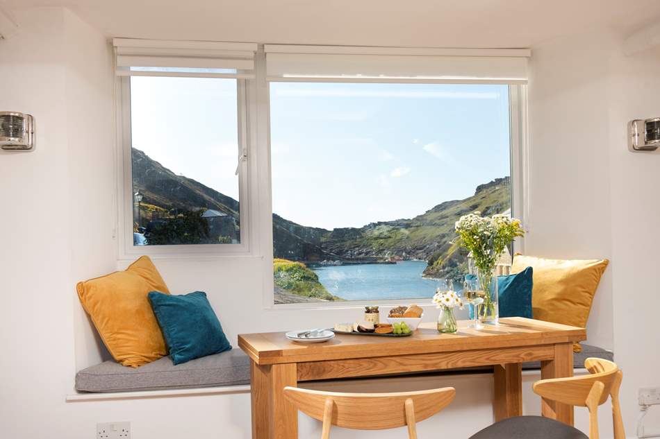 harbour-light-cottage-in-boscastle-cornwall-sea-view-cottages